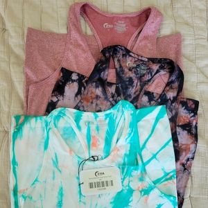 ZYIA Seamless Tanks (3)